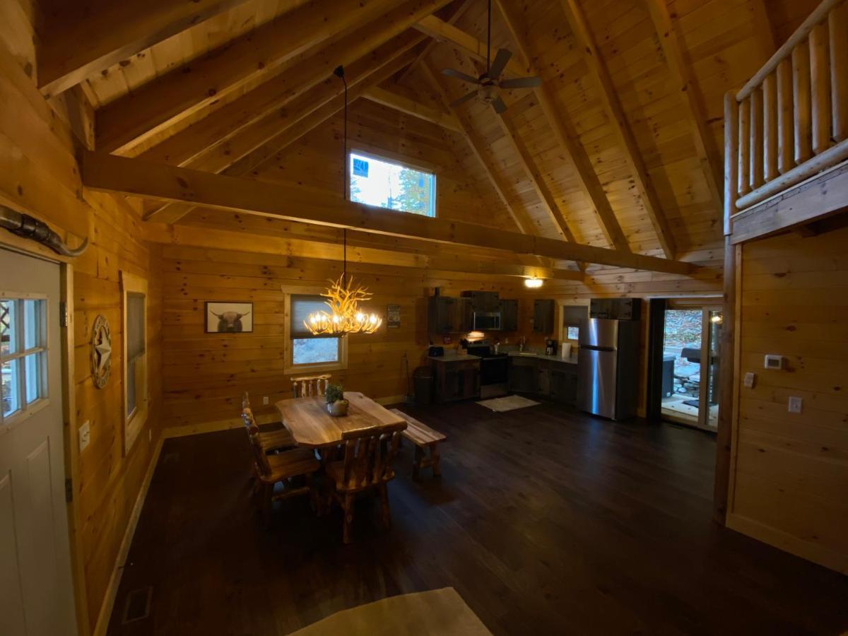 Pine Creek Cabins & Camping Resort South Bloomingville Exteriör bild