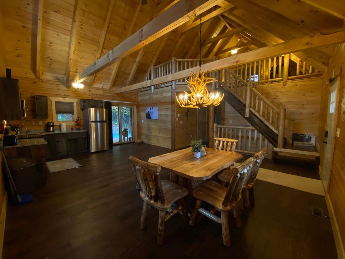 Pine Creek Cabins & Camping Resort South Bloomingville Exteriör bild