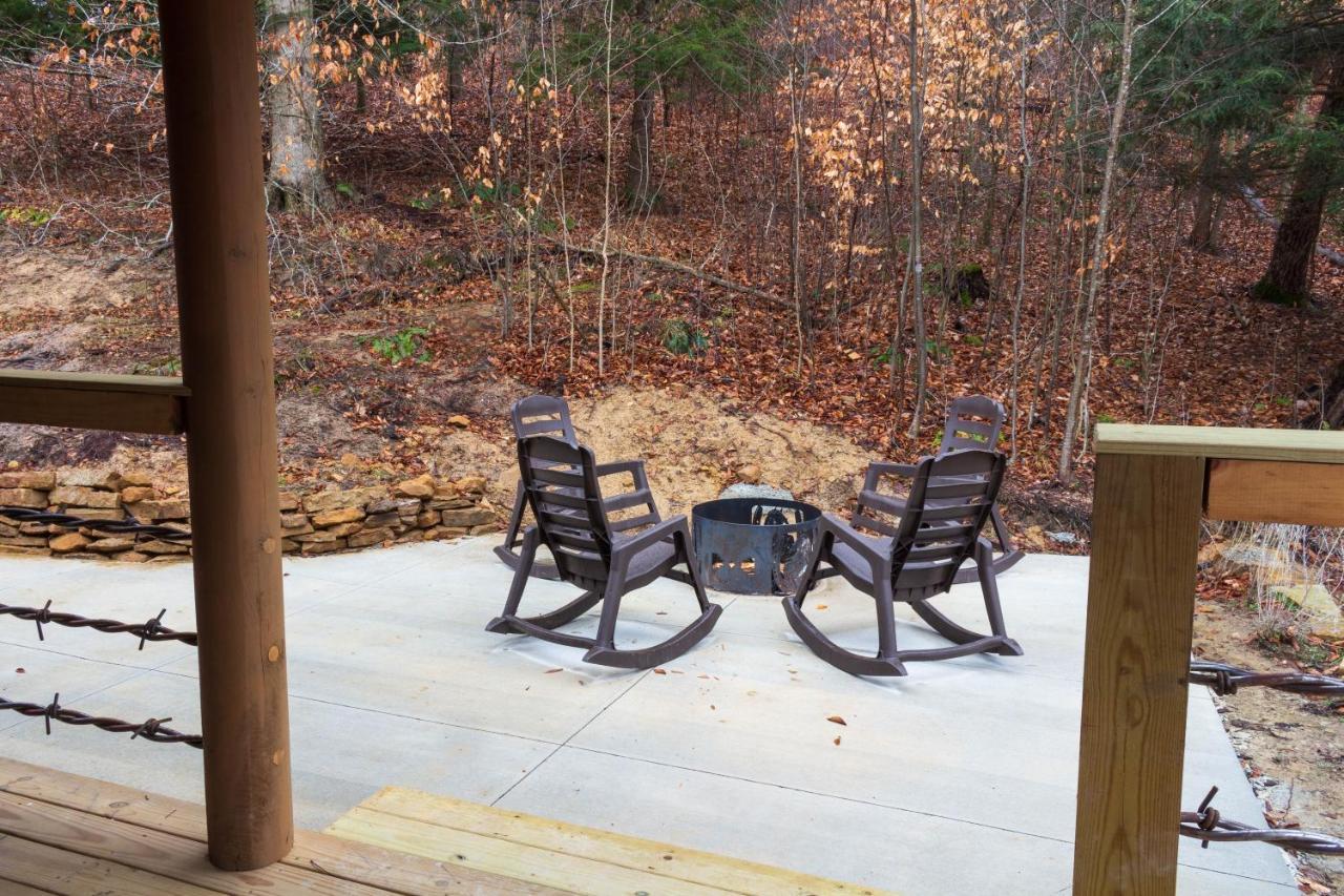 Pine Creek Cabins & Camping Resort South Bloomingville Exteriör bild