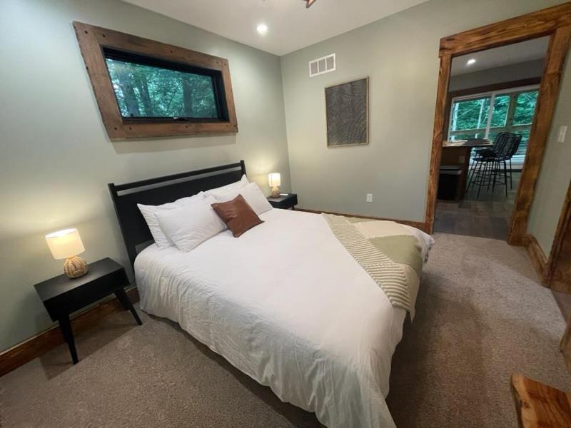 Pine Creek Cabins & Camping Resort South Bloomingville Exteriör bild