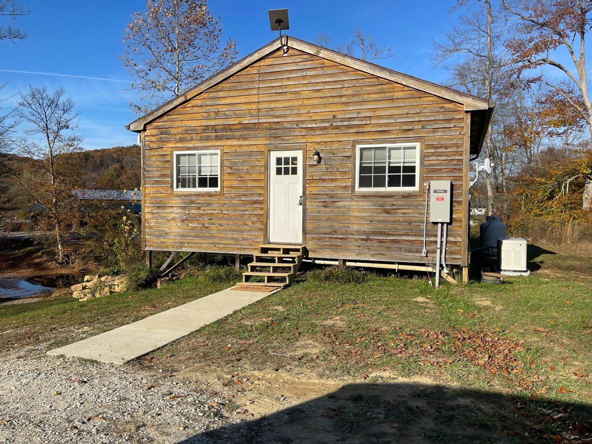 Pine Creek Cabins & Camping Resort South Bloomingville Exteriör bild
